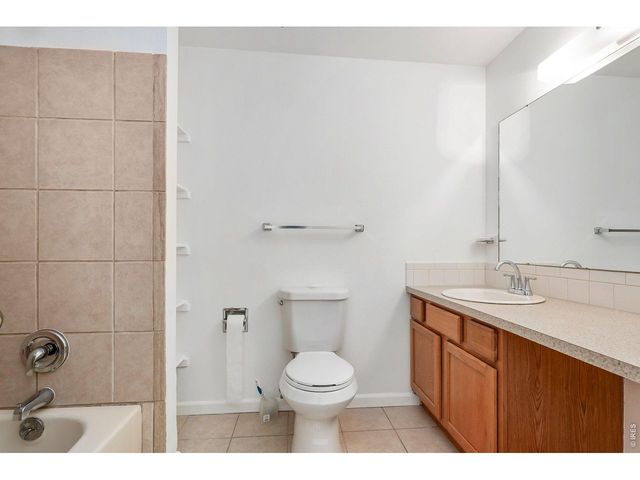218 E 8th Ave, Longmont, CO 80504