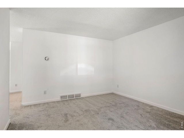 218 E 8th Ave, Longmont, CO 80504