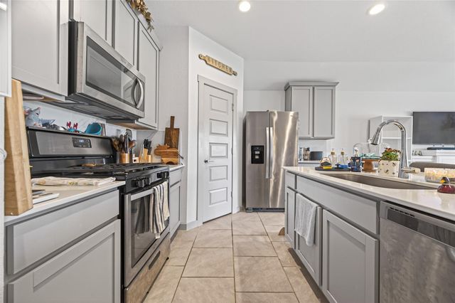 3950 Canyon Shore Lane, Missouri City, TX 77459