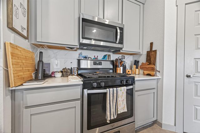 3950 Canyon Shore Lane, Missouri City, TX 77459
