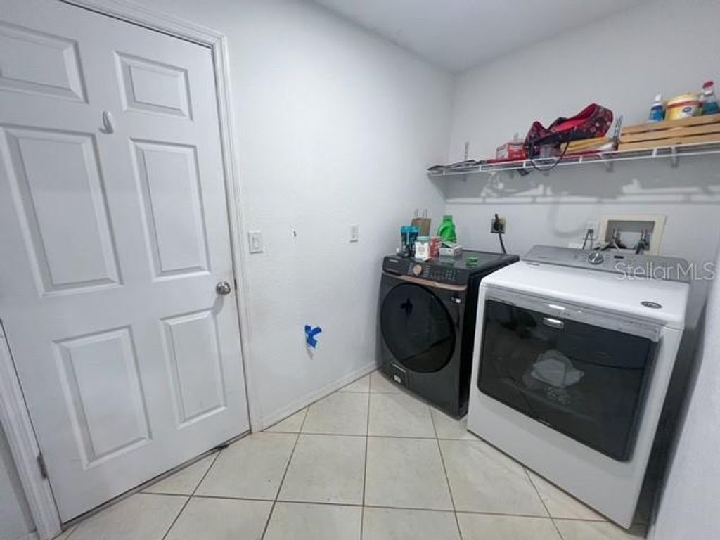 Image 17 of property listing at 4252 DONATELLO AVENUE, North Port, FL 34286