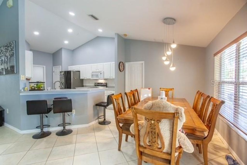 Image 7 of property listing at 4252 DONATELLO AVENUE, North Port, FL 34286