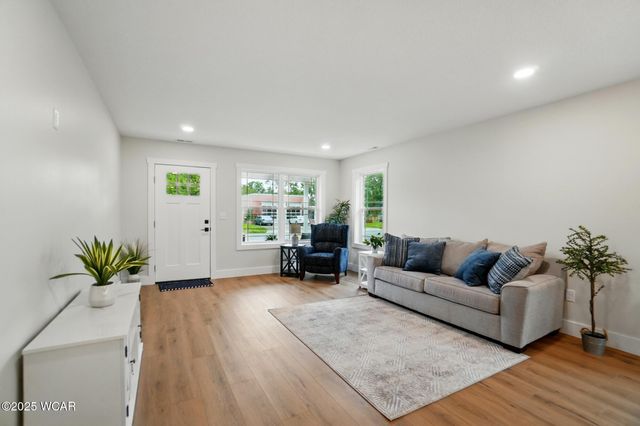 1501 W Spring Street, Lima, OH 45805