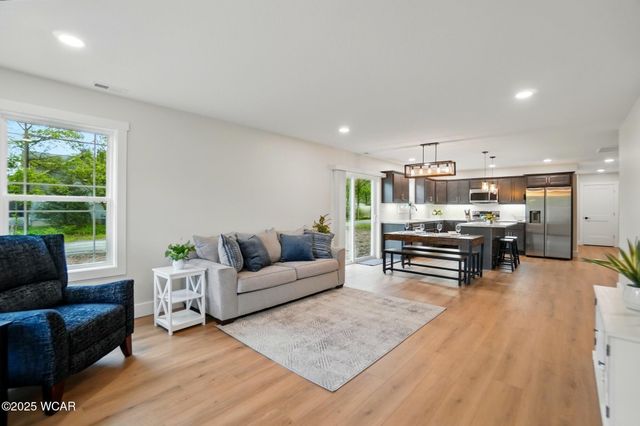 1501 W Spring Street, Lima, OH 45805