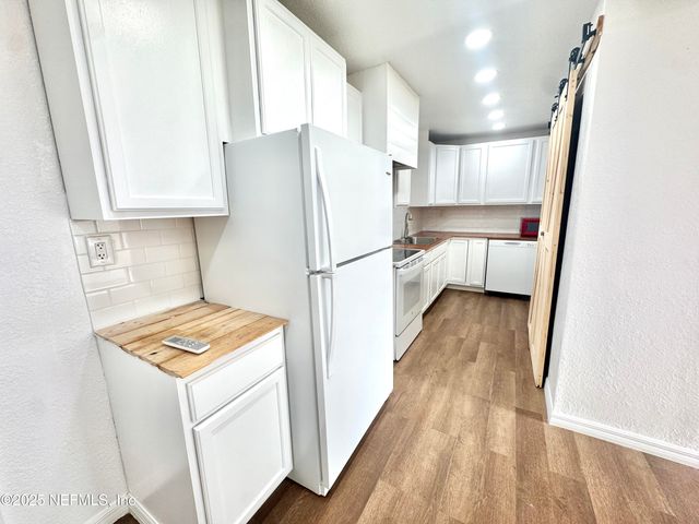 113 ODOM Road, Palatka, FL 32177