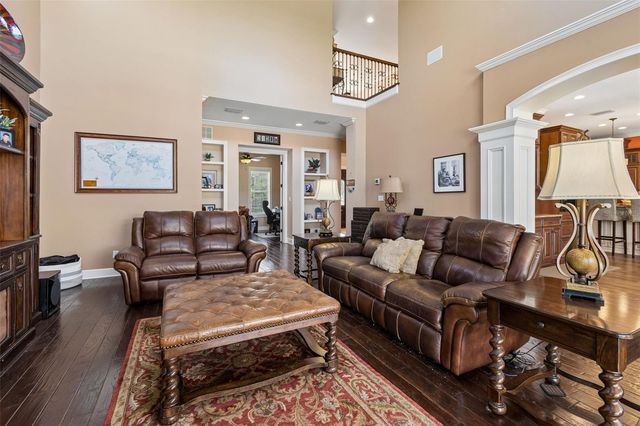 32641 BLUEBERRY HILL WAY, Dade City, FL 33523