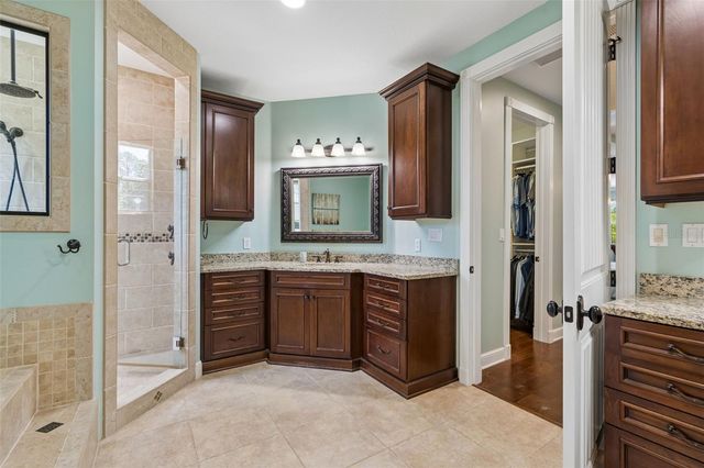 32641 BLUEBERRY HILL WAY, Dade City, FL 33523