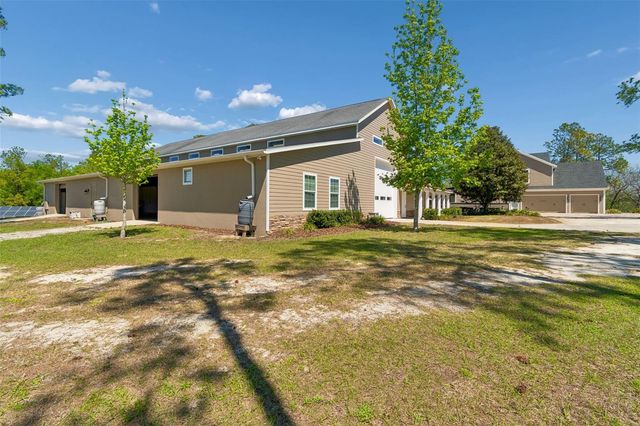 32641 BLUEBERRY HILL WAY, Dade City, FL 33523