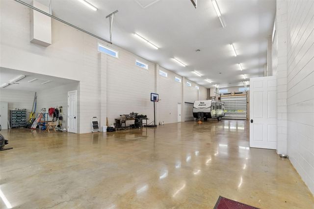 32641 BLUEBERRY HILL WAY, Dade City, FL 33523