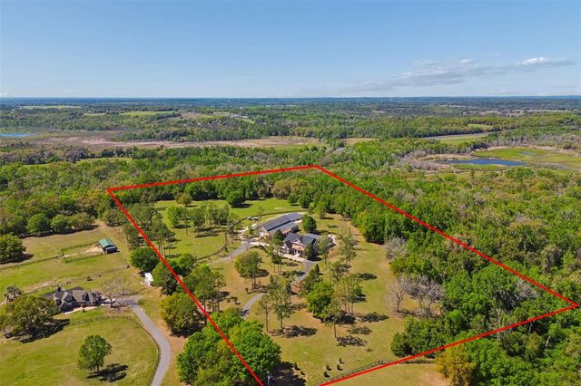 32641 BLUEBERRY HILL WAY, Dade City, FL 33523