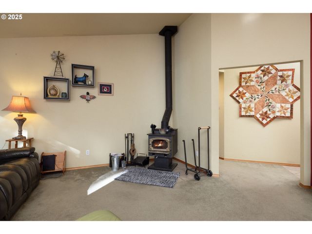 69341 SILVER SPUR, Sisters, OR 97759