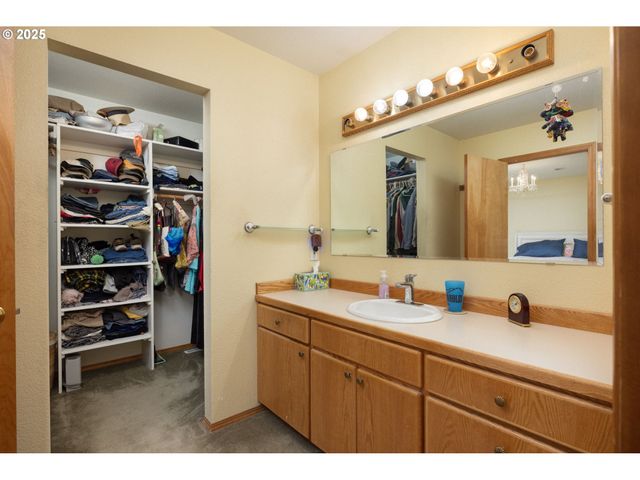 69341 SILVER SPUR, Sisters, OR 97759