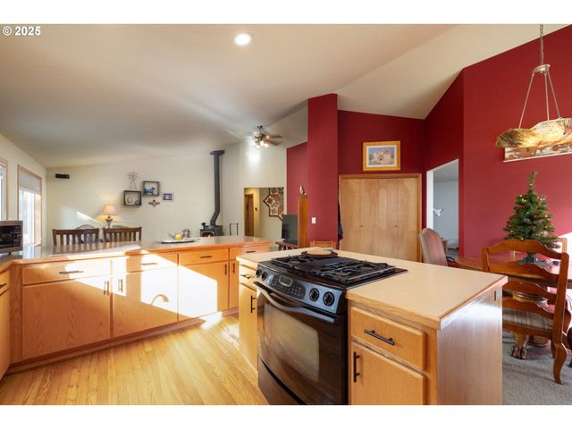 69341 SILVER SPUR, Sisters, OR 97759