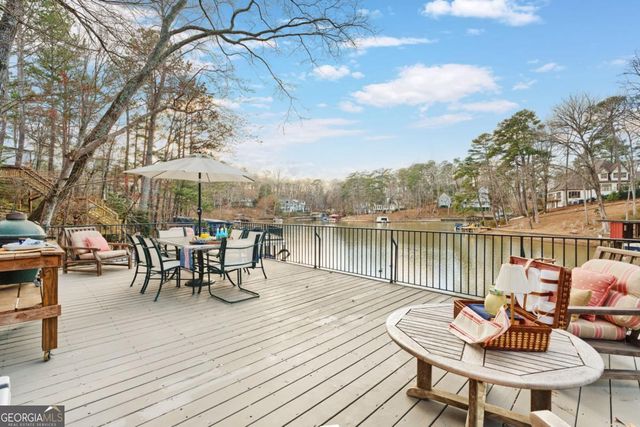 606 Hilltop Lane, Berkeley Lake, GA 30096