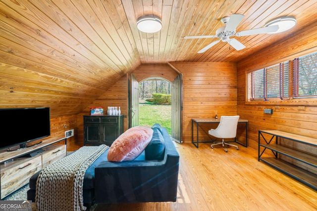 606 Hilltop Lane, Berkeley Lake, GA 30096