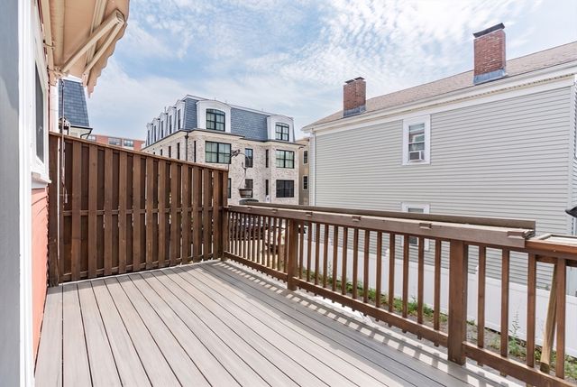 453 E 8th St, Boston, MA 02127