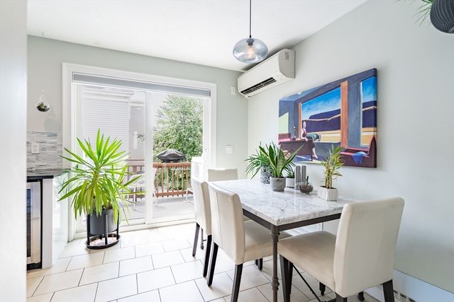 453 E 8th St, Boston, MA 02127