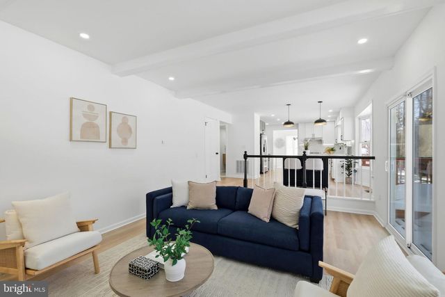 14990 DUFIEF DR, Gaithersburg, MD 20878