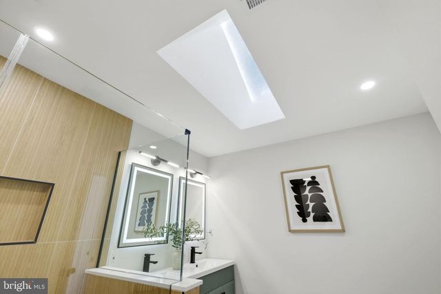 14990 DUFIEF DR, Gaithersburg, MD 20878