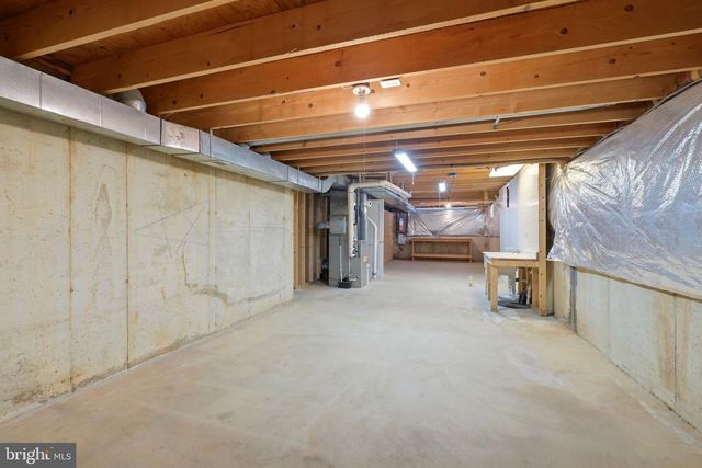 14990 DUFIEF DR, Gaithersburg, MD 20878