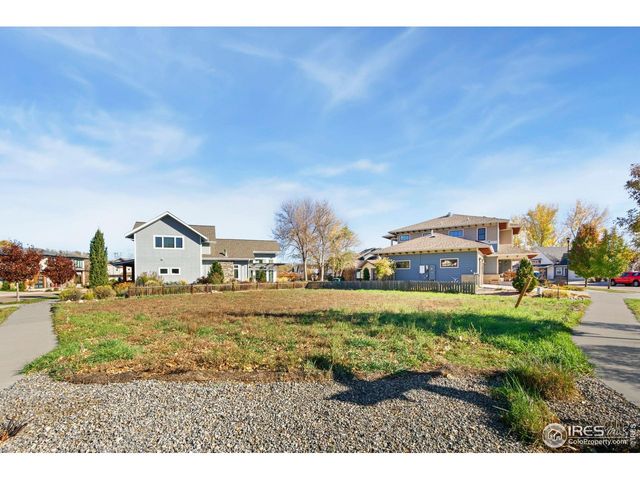 757 Harts Gardens Ln, Fort Collins, CO 80521