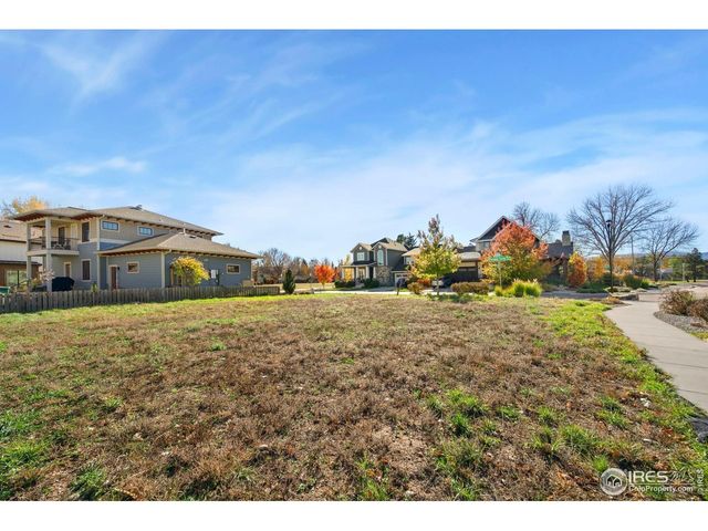 757 Harts Gardens Ln, Fort Collins, CO 80521