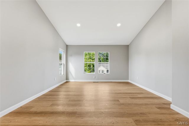 8252 Dampier Circle, Clay, NY 13090