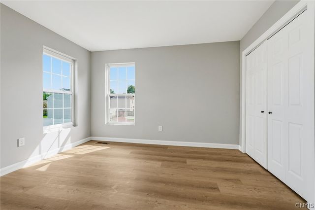 8252 Dampier Circle, Clay, NY 13090
