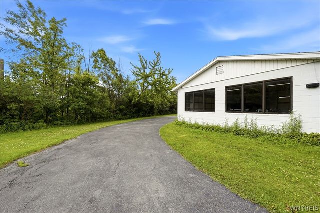 5941 Seneca Street, Elma, NY 14059