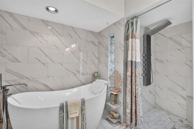 21 TOWNHILL DRIVE, Eustis, FL 32726