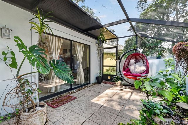 21 TOWNHILL DRIVE, Eustis, FL 32726