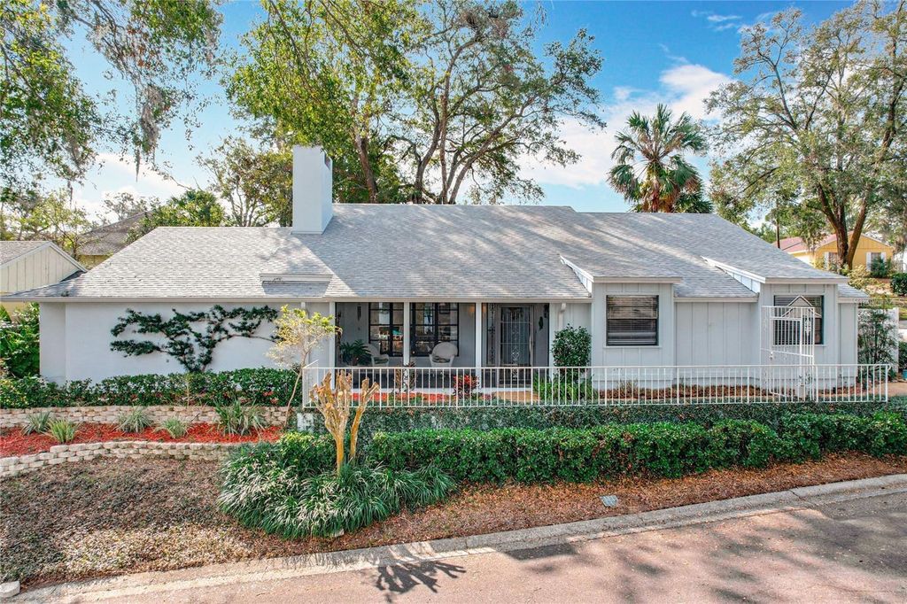 21 TOWNHILL DRIVE, Eustis, FL 32726