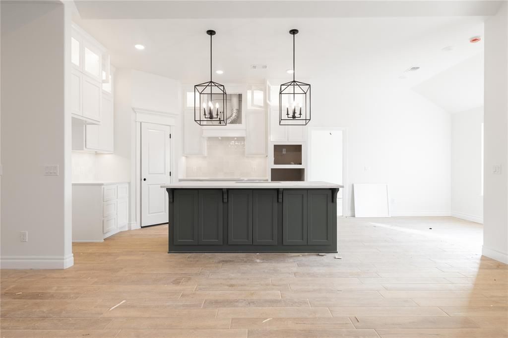 5609 Prickly Wild Way, Edmond, OK 73034