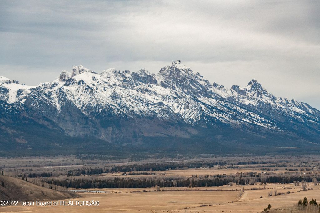 1987 N SPIRIT DANCE Road, Jackson, WY 83001 photo 25