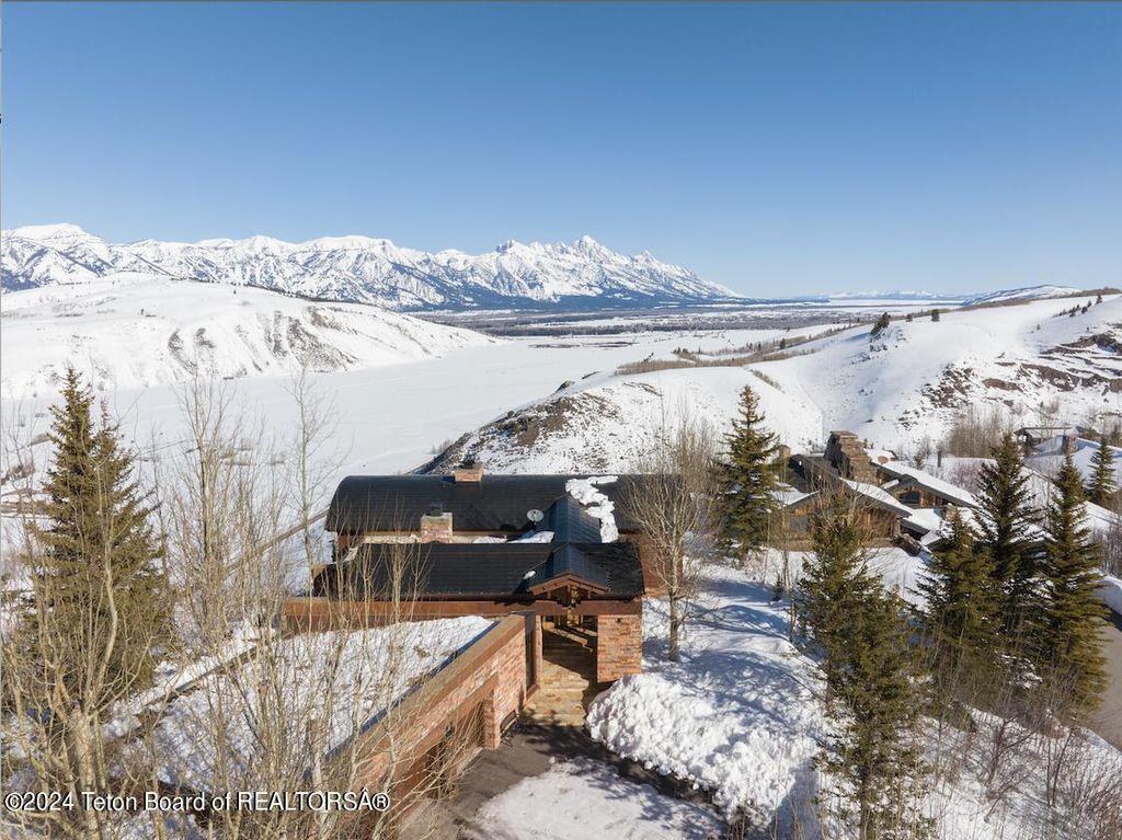 1987 N SPIRIT DANCE Road, Jackson, WY 83001 photo 3