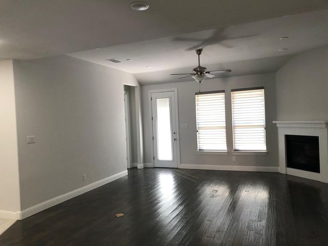 4721 Cash Drive, Carrollton, TX 75010