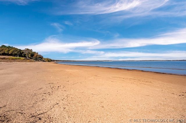 5094 Tower Drive, Kingston, OK 73439