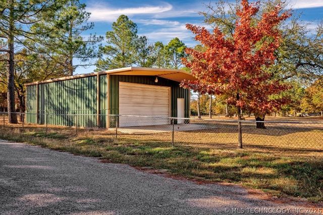 5094 Tower Drive, Kingston, OK 73439