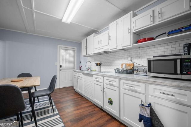 493 Greg Drive SW, Lilburn, GA 30047