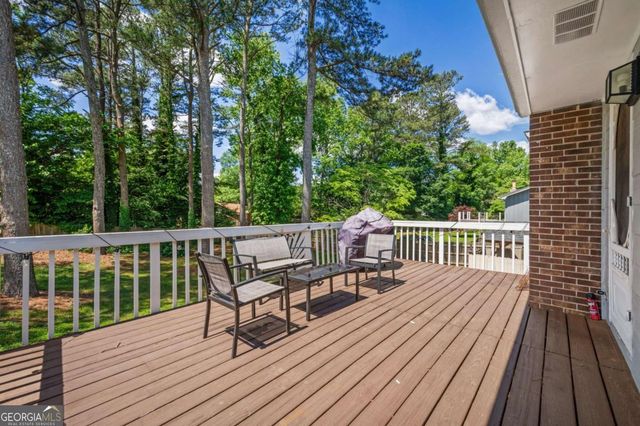 493 Greg Drive SW, Lilburn, GA 30047