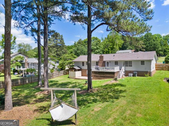 493 Greg Drive SW, Lilburn, GA 30047