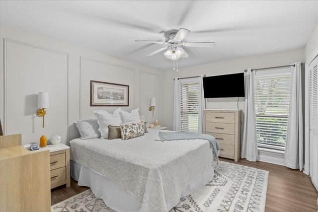 210 Pinehills Dr., Hattiesburg, MS 39402