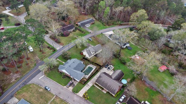 210 Pinehills Dr., Hattiesburg, MS 39402