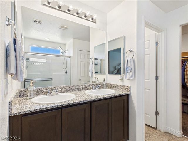 3806 East Gunnison Avenue, Pahrump, NV 89061