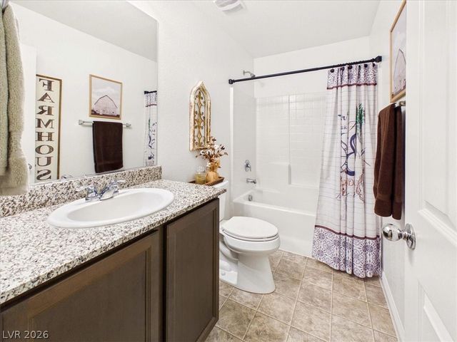3806 East Gunnison Avenue, Pahrump, NV 89061