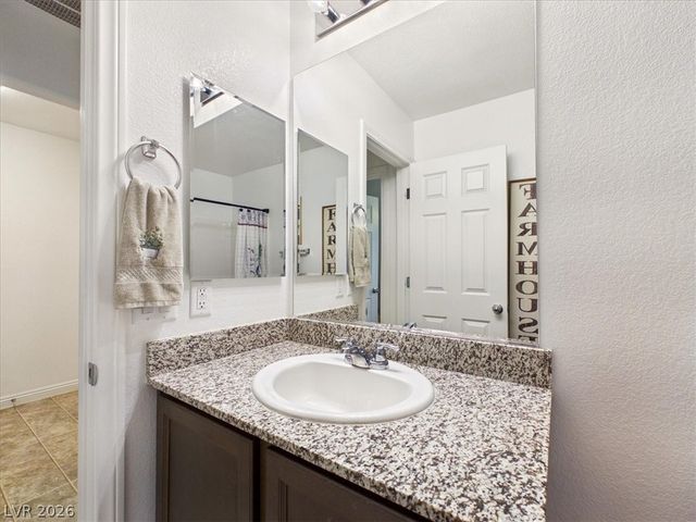 3806 East Gunnison Avenue, Pahrump, NV 89061