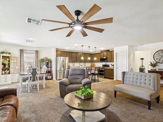 3806 East Gunnison Avenue, Pahrump, NV 89061