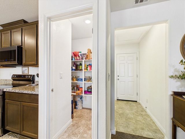 3806 East Gunnison Avenue, Pahrump, NV 89061