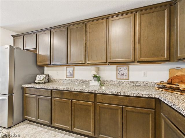 3806 East Gunnison Avenue, Pahrump, NV 89061