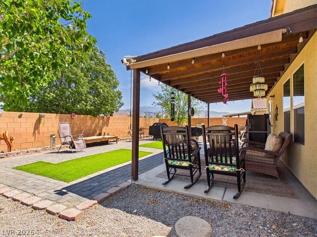 3806 East Gunnison Avenue, Pahrump, NV 89061